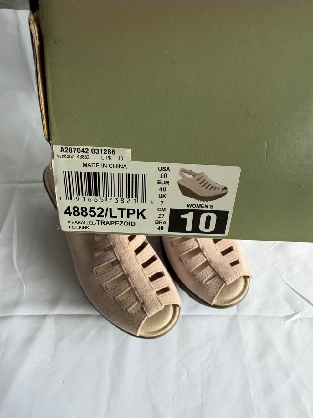 Skechers Parallel Trapezoid Blush Pink Suede Platform Wedge Sandals - Picture 2 of 5
